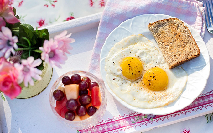 期間限定！モーニングセット注文で次回ドリンク無料券プレゼント